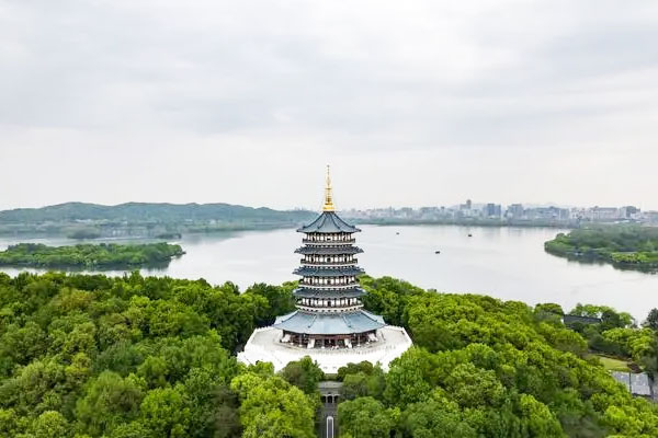 雷峰新塔